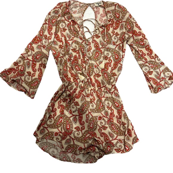 Show Me Your Mumu Tillie Tie Romper Paisley Daze Cloud Small - Picture 3 of 6